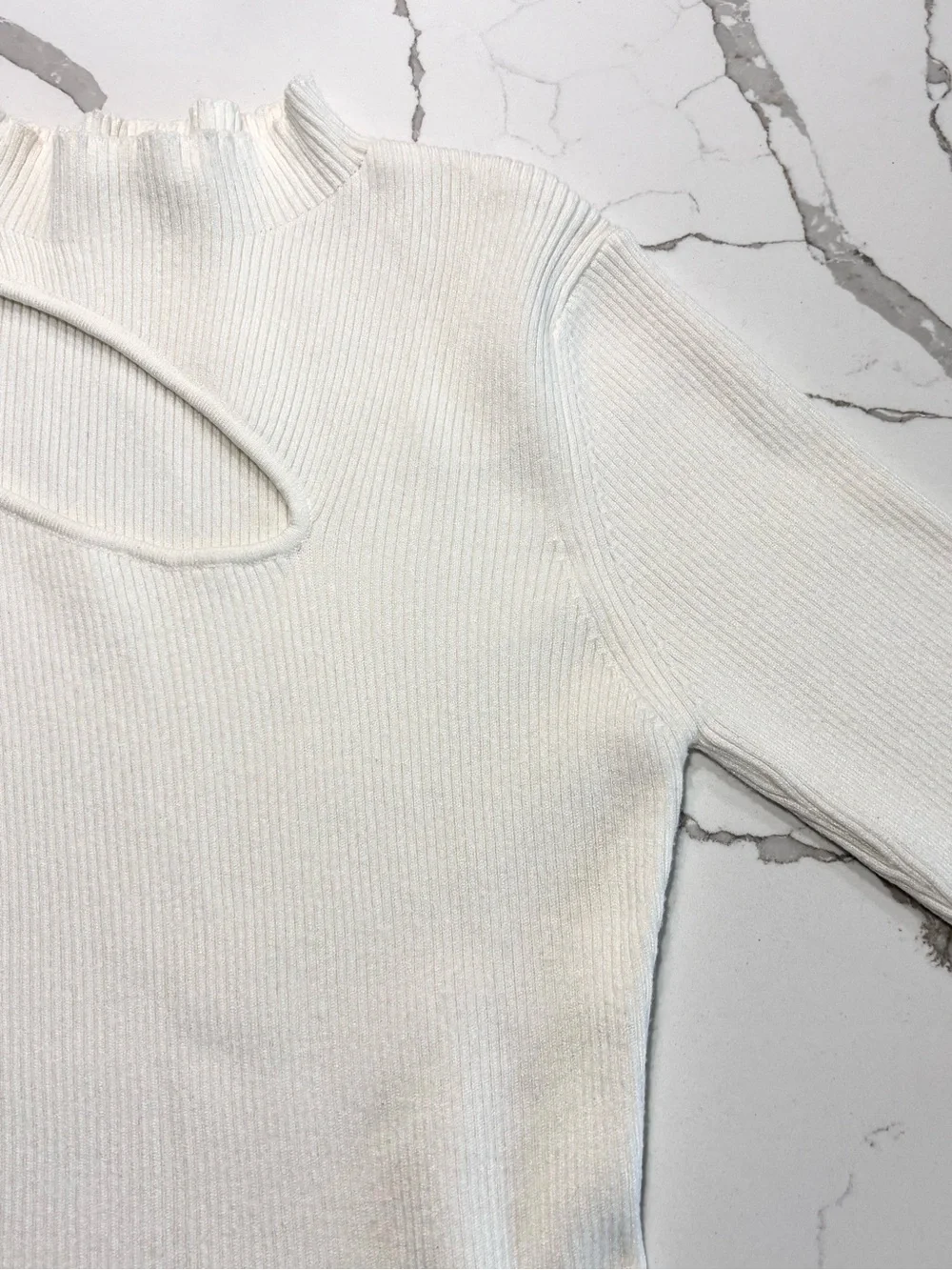 EESome White Ribbed Mock Turtleneck Sweater with Asymmetric Cutout Viscose Small